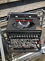 20180506 Olivetti Studio 42 Typewriter Black Crinkle 02