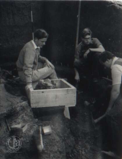 19640801c AVELEY CAL Observing