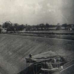 19640801c AVELEY 02 Site