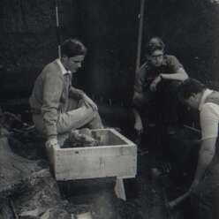 19640801c AVELEY CAL Observing