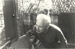 19781201 MONKEY MAN LNG Photo by Dave Ingham