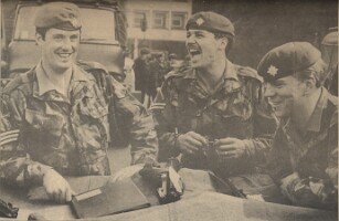 19800919 CHELSEA BARRACKS IRISH GUARDS FOR GERMANY PIX 1 CN